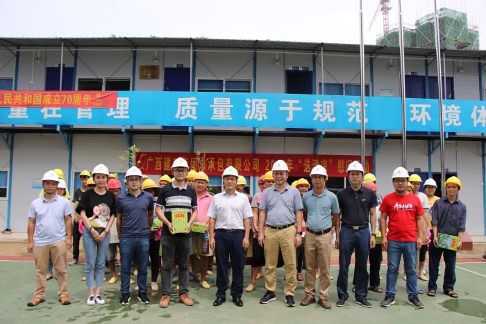 1�������˶��ֳ���ũ���� ��700.JPG