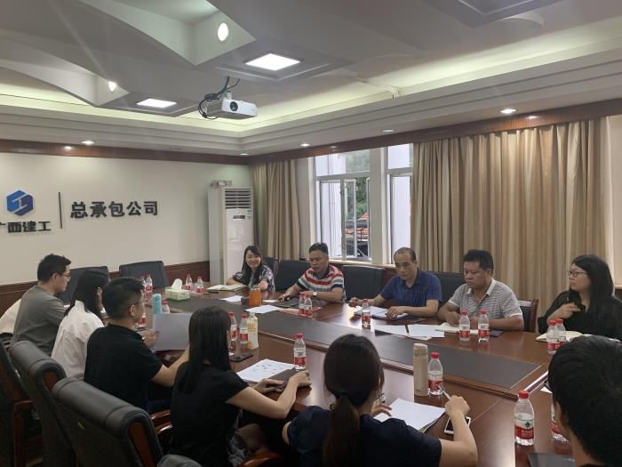 2�ۻ��ֳ��������� ��700.jpg