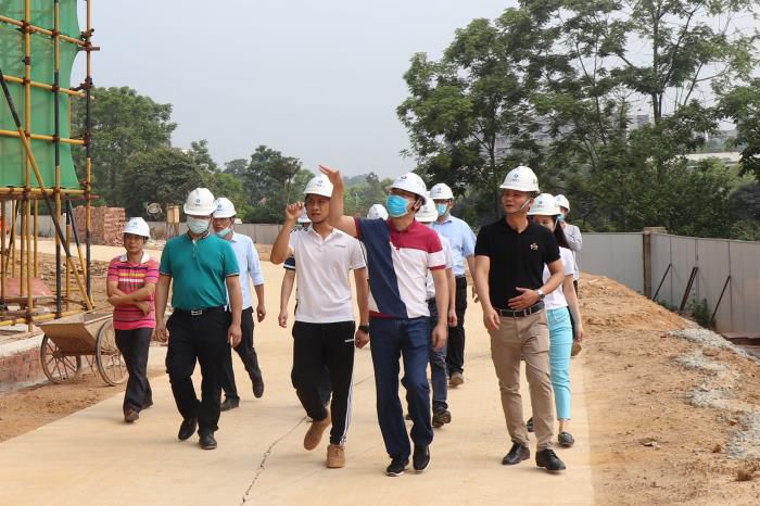 4.2���ָ���ֳ��� ��� ��700.jpg