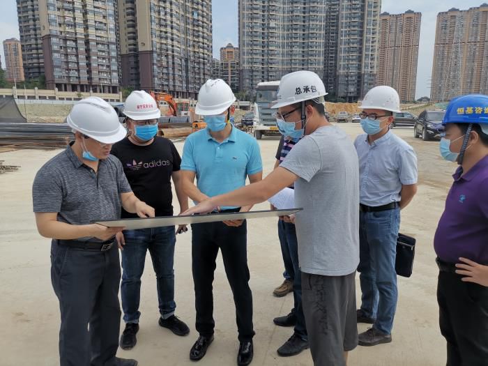 2.1�����ֳ��������� ��700.jpg