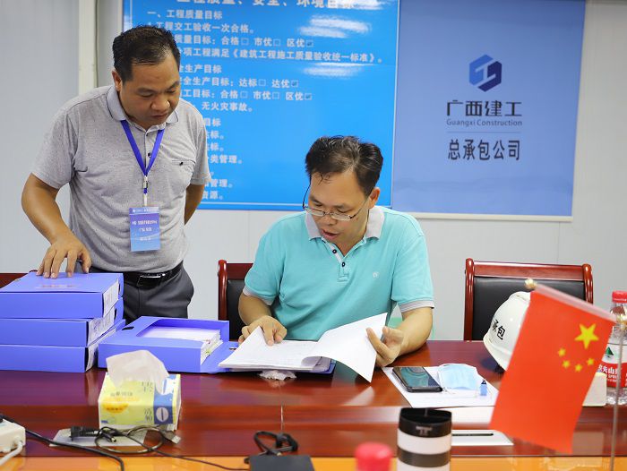 ����ѵ�����Ŀ�徲������ ������ ��.JPG