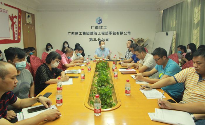 �ۻ��ֳ����˲ӱ� ��.jpg