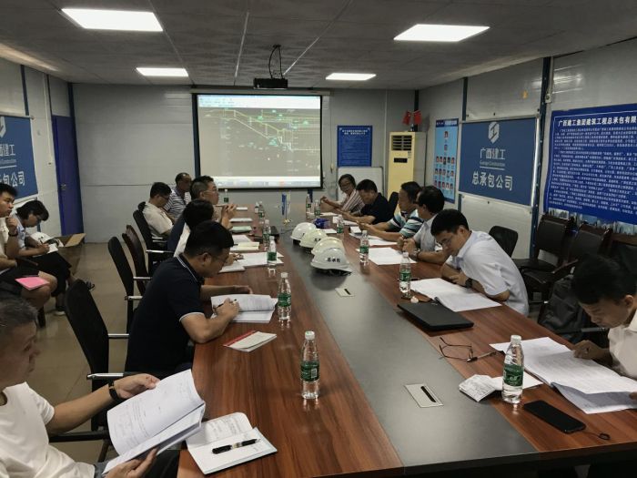 21�ۻ��ֳ����¶� ��.jpg