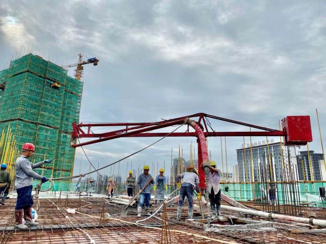 ʩ���ֳ�����ΰǿ ��.jpg