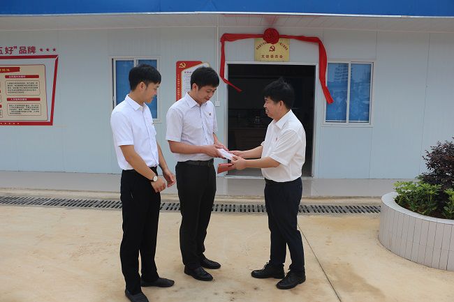 �����ɫ�鼮�������� �㣨��ͼ��.jpg