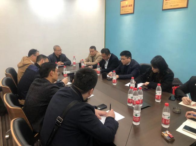 ���оۻ��ֳ����׿� �㣨��ͼ��.jpg