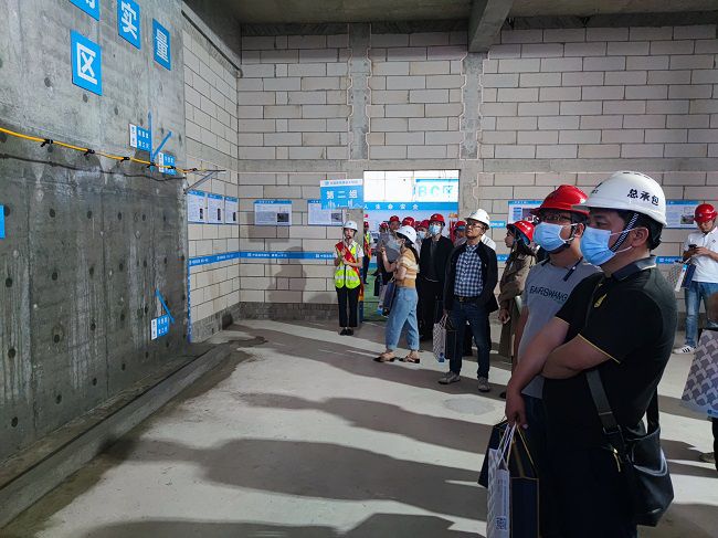 ��˾Ա����Ħ�������� �㣨��ͼ��.jpg